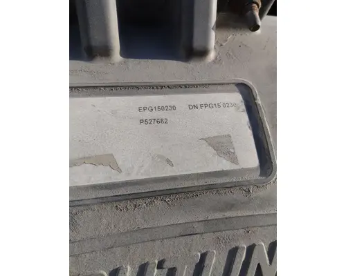 FREIGHTLINER COLUMBIA 120 AIR CLEANER