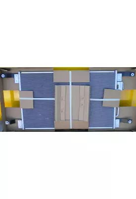 FREIGHTLINER COLUMBIA 120 AIR CONDITIONER CONDENSER