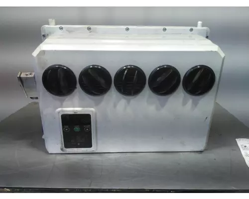 FREIGHTLINER COLUMBIA 120 AIR CONDITIONING, AUXILIARY