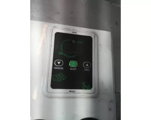 FREIGHTLINER COLUMBIA 120 AIR CONDITIONING, AUXILIARY