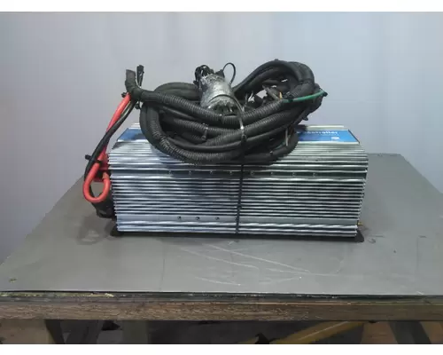 FREIGHTLINER COLUMBIA 120 AIR CONDITIONING, AUXILIARY