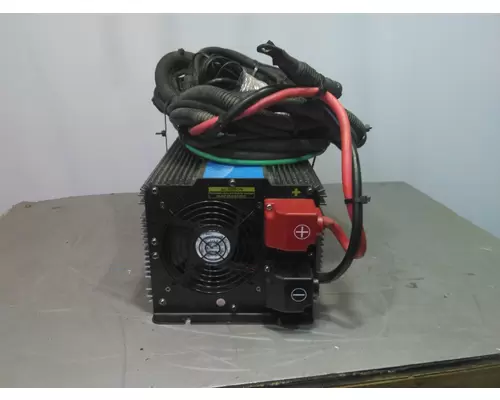 FREIGHTLINER COLUMBIA 120 AIR CONDITIONING, AUXILIARY