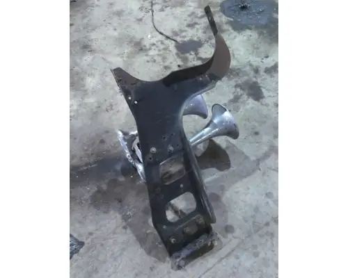 FREIGHTLINER COLUMBIA 120 AIR HORN