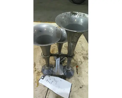 FREIGHTLINER COLUMBIA 120 AIR HORN