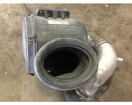 FREIGHTLINER COLUMBIA 120 Air Cleaner