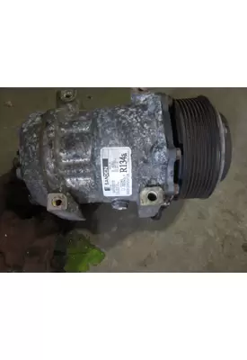 FREIGHTLINER COLUMBIA 120 Air Conditioner Compressor