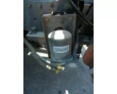 FREIGHTLINER COLUMBIA 120 Air Drier