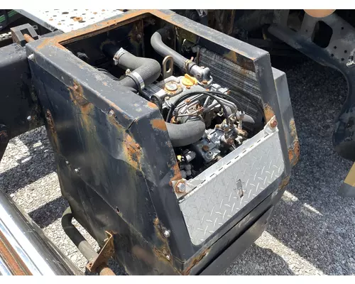 FREIGHTLINER COLUMBIA 120 Auxillary Power Unit