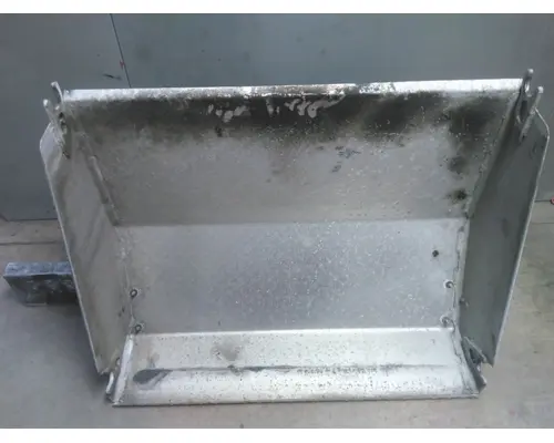 FREIGHTLINER COLUMBIA 120 BATTERY BOX COVER