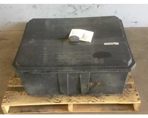 FREIGHTLINER COLUMBIA 120 BATTERY BOX