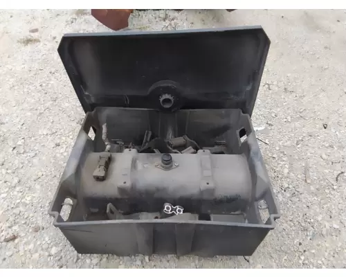 FREIGHTLINER COLUMBIA 120 BATTERY BOX