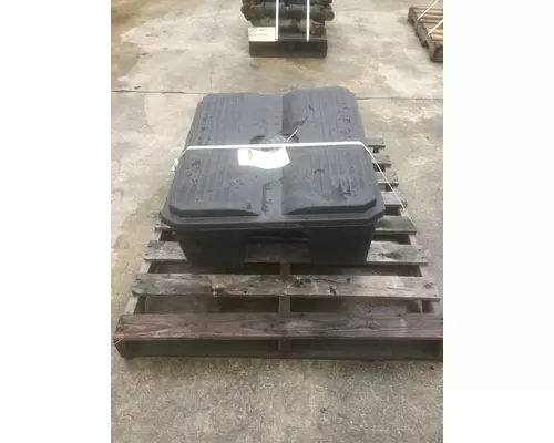 FREIGHTLINER COLUMBIA 120 BATTERY BOX