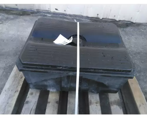 FREIGHTLINER COLUMBIA 120 BATTERY BOX