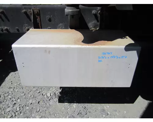 FREIGHTLINER COLUMBIA 120 BATTERY BOX