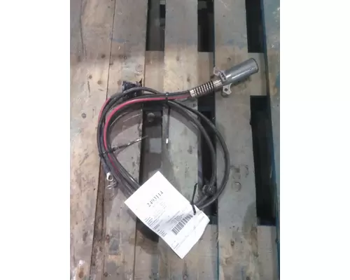 FREIGHTLINER COLUMBIA 120 BATTERY CABLE