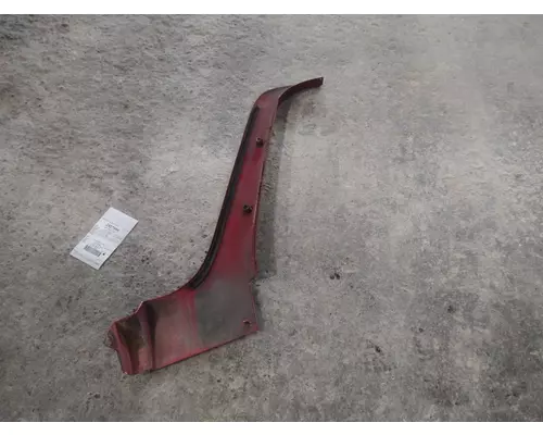 FREIGHTLINER COLUMBIA 120 BODY PARTS, MISC.