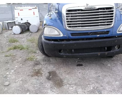 FREIGHTLINER COLUMBIA 120 BUMPER ASSEMBLY, FRONT