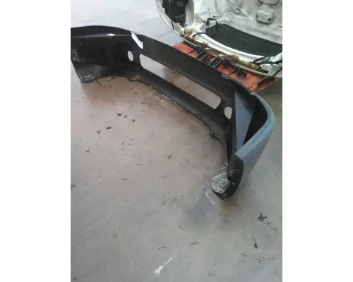 FREIGHTLINER COLUMBIA 120 BUMPER ASSEMBLY, FRONT