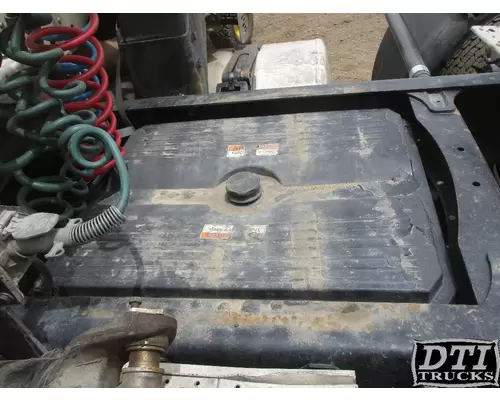 FREIGHTLINER COLUMBIA 120 Battery Box