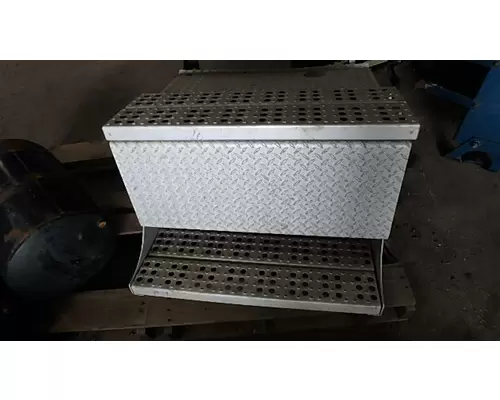 FREIGHTLINER COLUMBIA 120 Battery Tray