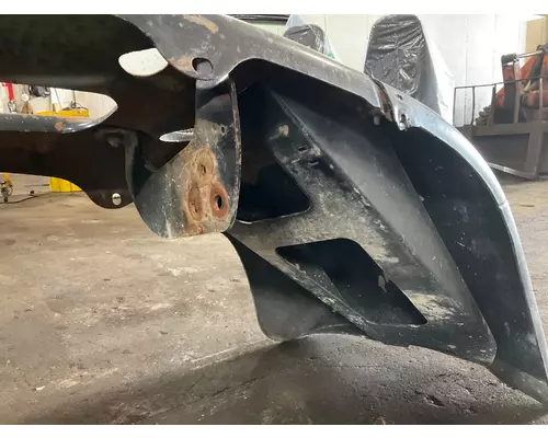 FREIGHTLINER COLUMBIA 120 Bumper Assembly, Front
