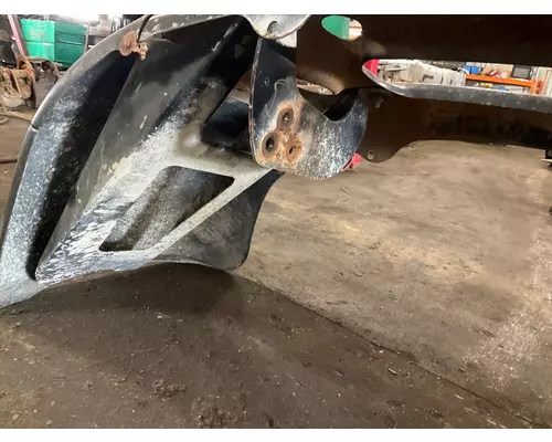 FREIGHTLINER COLUMBIA 120 Bumper Assembly, Front