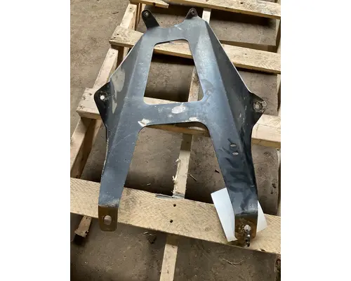 FREIGHTLINER COLUMBIA 120 Bumper Bracket, Front