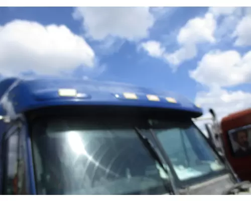 FREIGHTLINER COLUMBIA 120 CAB CLIP
