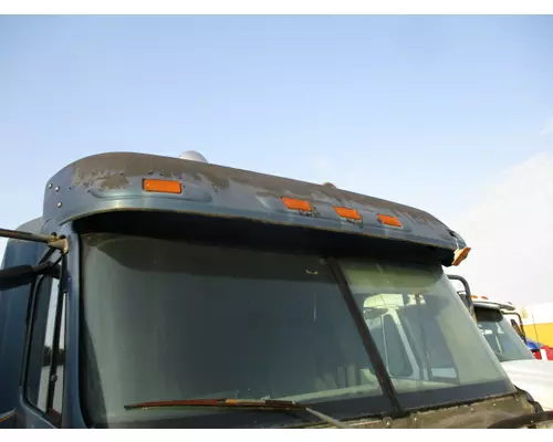 FREIGHTLINER COLUMBIA 120 CAB CLIP