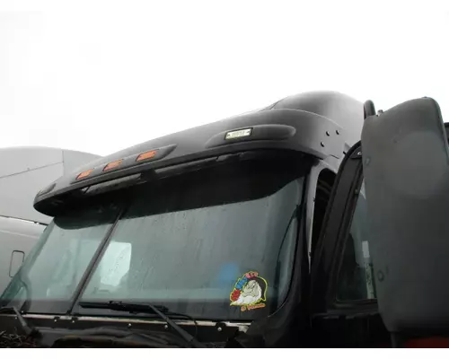 FREIGHTLINER COLUMBIA 120 CAB CLIP