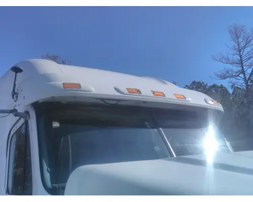 FREIGHTLINER COLUMBIA 120 CAB CLIP