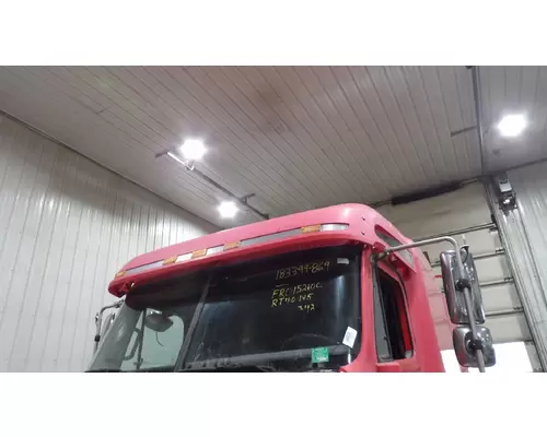 FREIGHTLINER COLUMBIA 120 CAB CLIP