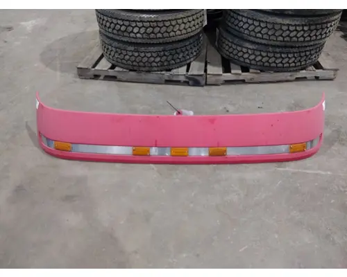 FREIGHTLINER COLUMBIA 120 CAB CLIP