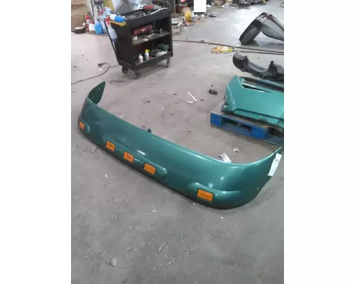 FREIGHTLINER COLUMBIA 120 CAB CLIP