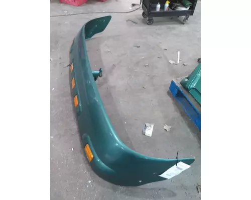 FREIGHTLINER COLUMBIA 120 CAB CLIP