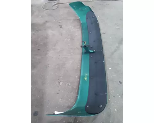 FREIGHTLINER COLUMBIA 120 CAB CLIP