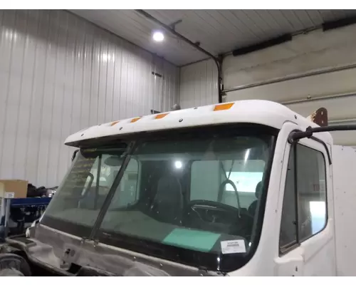 FREIGHTLINER COLUMBIA 120 CAB CLIP