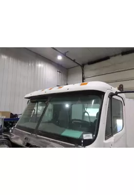 FREIGHTLINER COLUMBIA 120 CAB CLIP