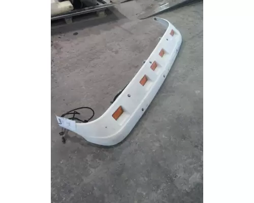 FREIGHTLINER COLUMBIA 120 CAB CLIP