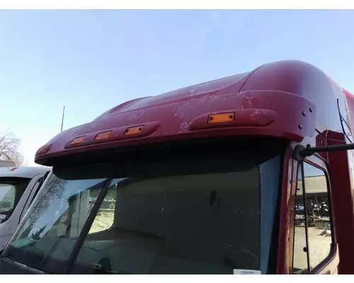 FREIGHTLINER COLUMBIA 120 CAB CLIP
