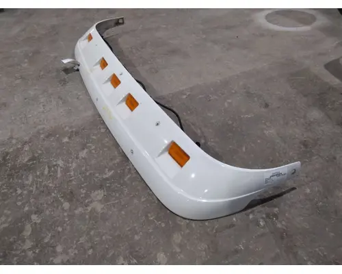 FREIGHTLINER COLUMBIA 120 CAB CLIP