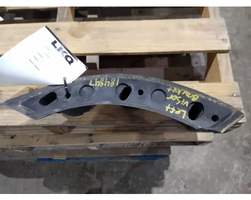 FREIGHTLINER COLUMBIA 120 CAB CLIP