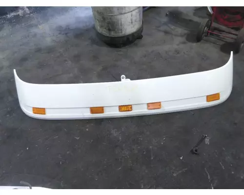 FREIGHTLINER COLUMBIA 120 CAB CLIP