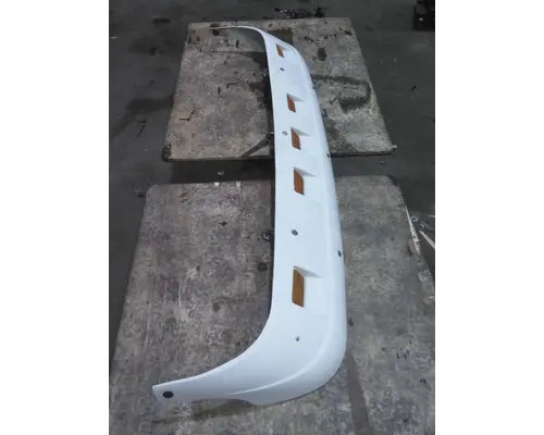 FREIGHTLINER COLUMBIA 120 CAB CLIP
