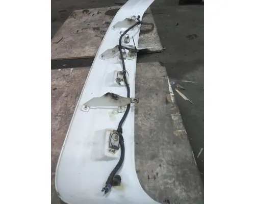 FREIGHTLINER COLUMBIA 120 CAB CLIP