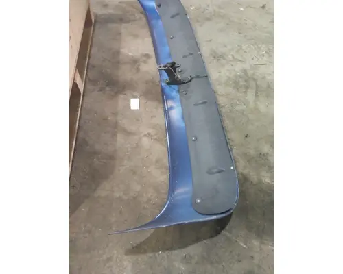 FREIGHTLINER COLUMBIA 120 CAB CLIP
