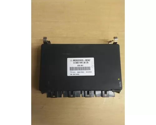 FREIGHTLINER COLUMBIA 120 CAB CONTROL UNIT MODULE