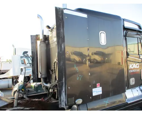 FREIGHTLINER COLUMBIA 120 CAB EXTENSION