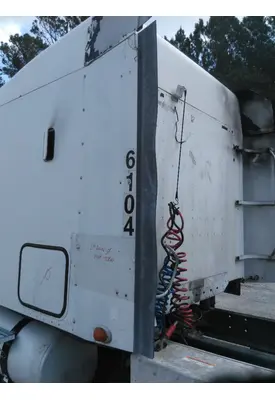 FREIGHTLINER COLUMBIA 120 CAB EXTENSION