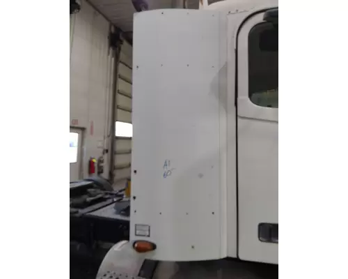 FREIGHTLINER COLUMBIA 120 CAB EXTENSION